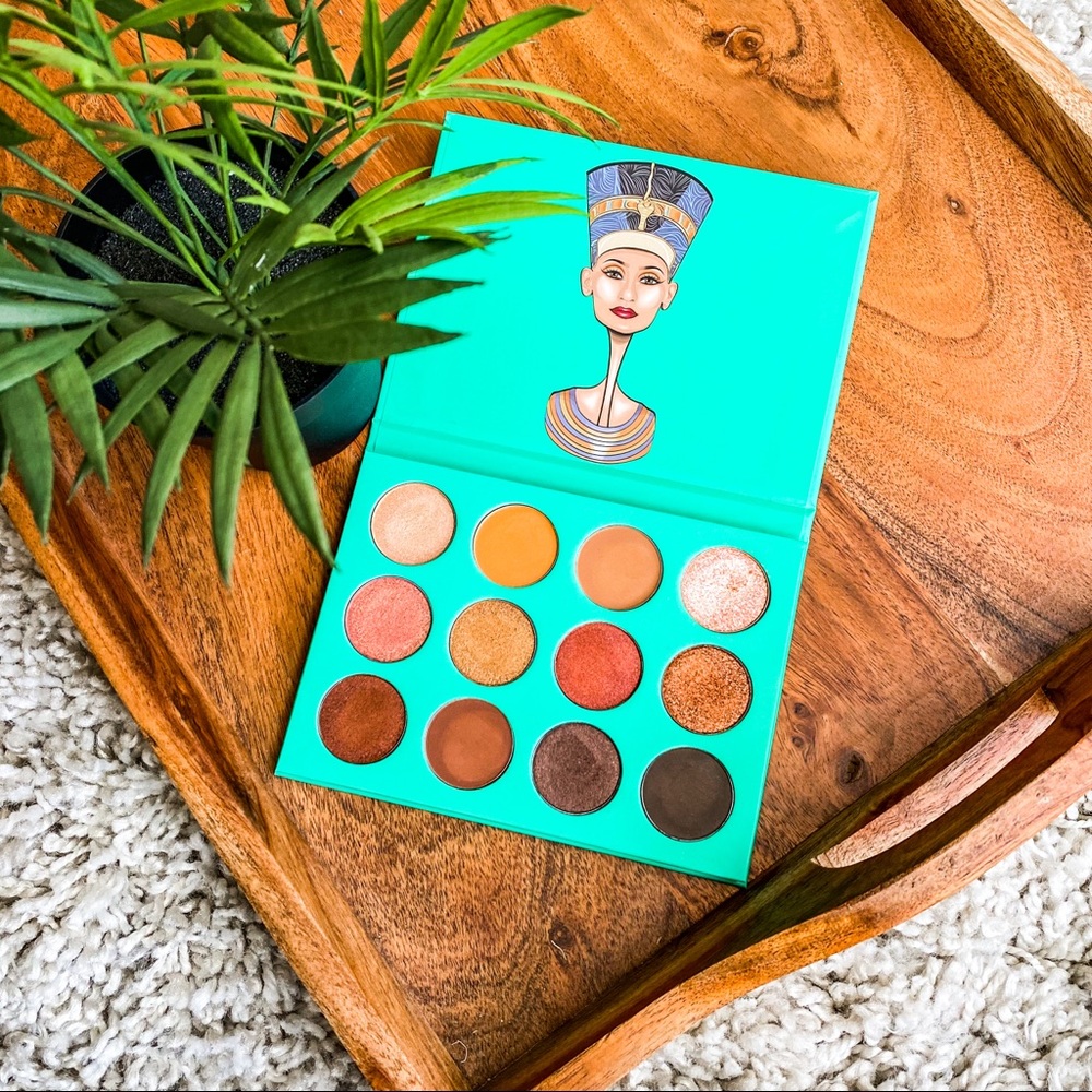 Juvia's Place The Nubian Eyeshadow Palette